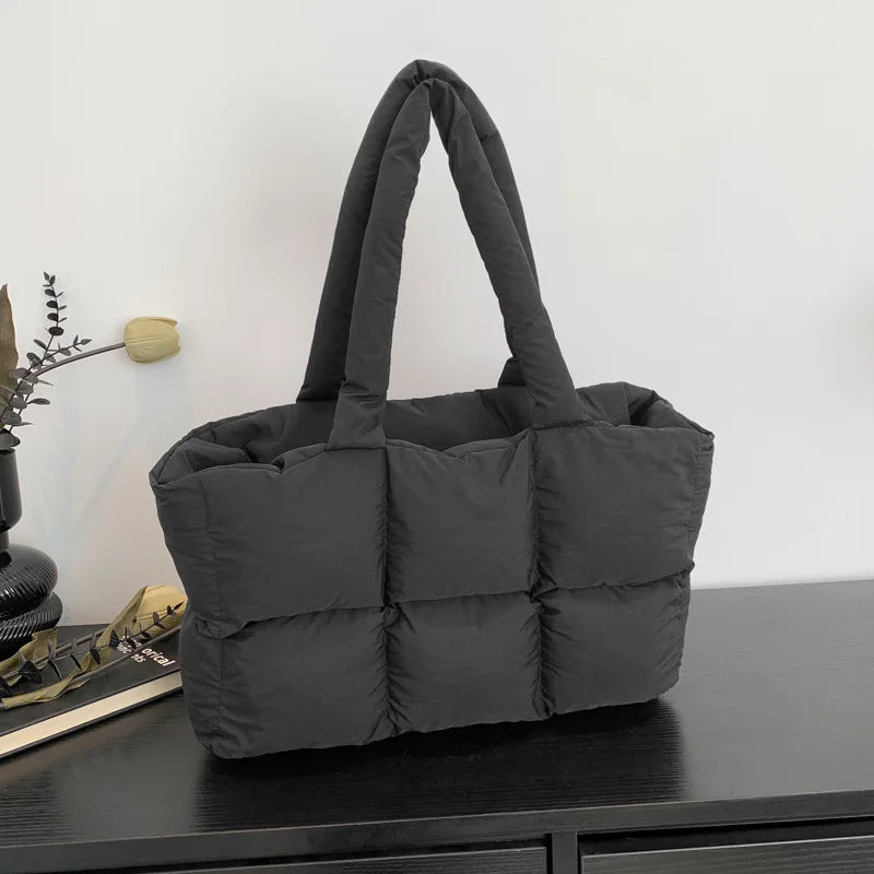 Women Tote Handbags Quilted Plaid Bag Retro Trendy Checkered Waterproof Shoulder Bag Solid Color Winter Soft Large Capacity B