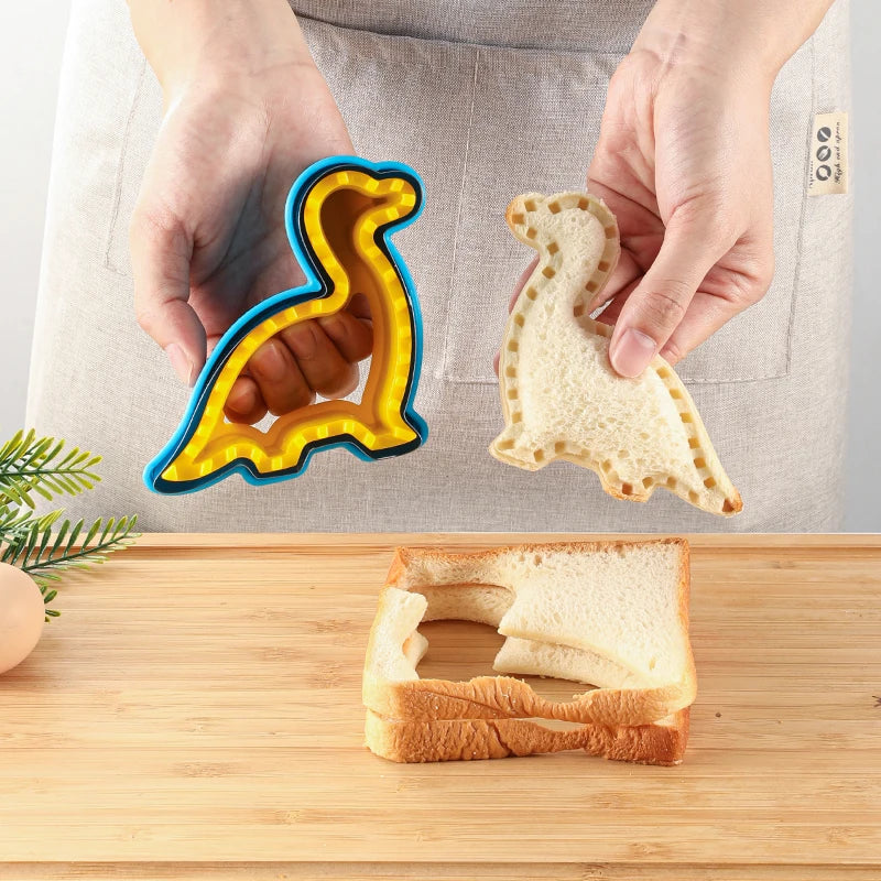 Sandwich cutting and sealing machine, biscuit plastic cutting machine, household kitchen tools, baking molds, creative cuttin