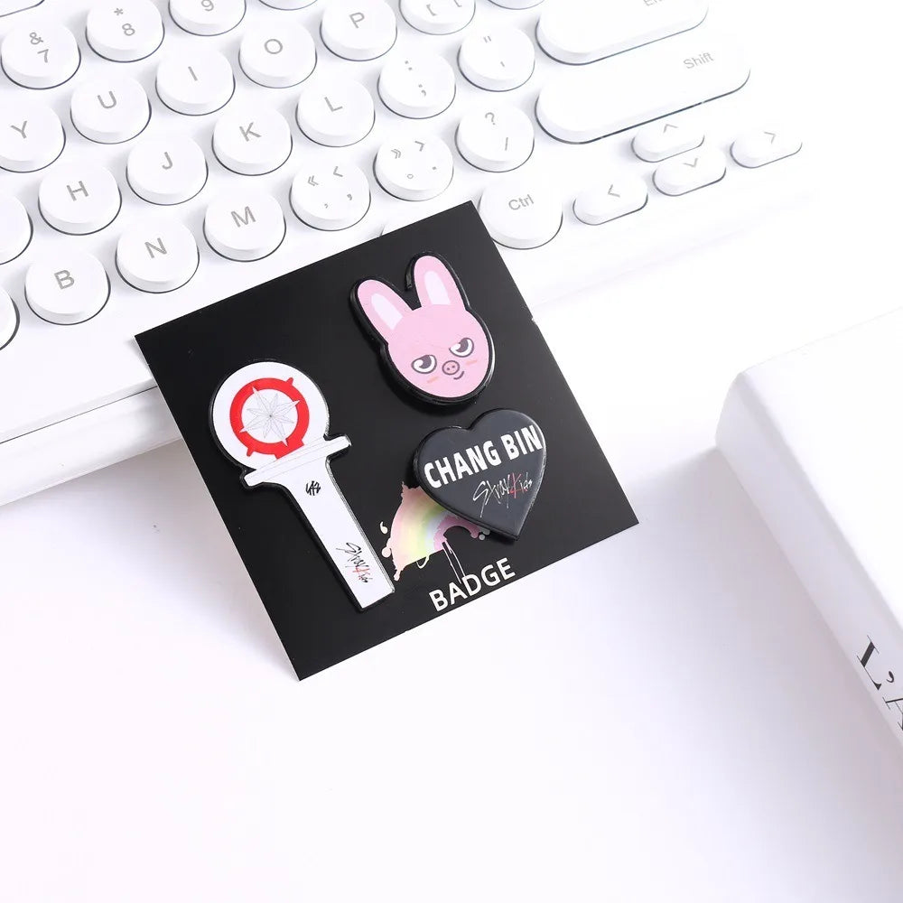 Stray kids mini brooch decoration accessories three piece set SKZOO mini animal bag clothing personalized decoration brooch -