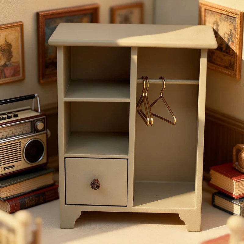 Miniature wooden wardrobes, dollhouse furniture accessories, and miniature scene decorations BJD/OB11 dollhouse home furnishi