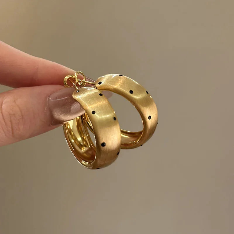 Fashion Geometric Circular Polka Hoop Earrings For Women Simple Temperament Metal Hoop Earrings Party Accessory Gift - 1