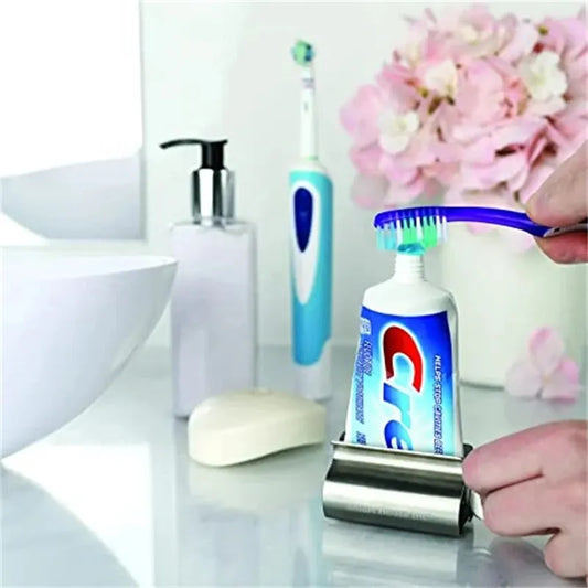 1pc Stainless Steel Wringer Roller Rotate Dispenser for Ointments Cosmetics Bathroom Accessories Toothpaste Squeezer Tube Rol