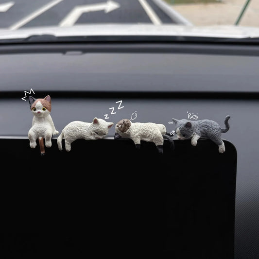 Figurine Car Cats Ornaments for a Cozy Drive at Home