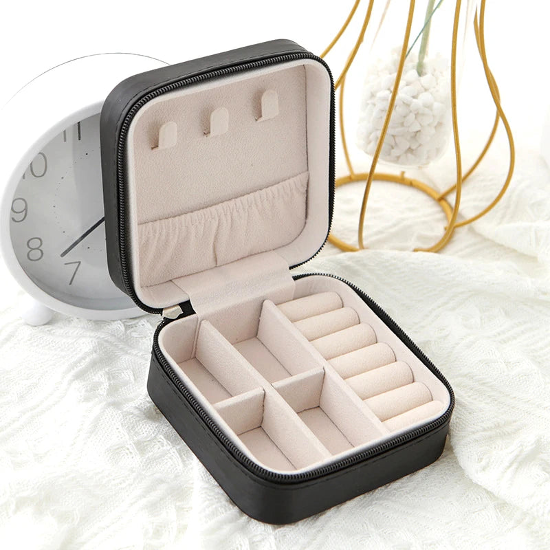 Travel Leather Jewelry Box: Compact, Travel-Ready Organizer