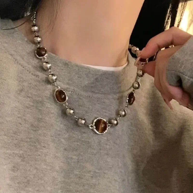 Vintage Leather Brown Stone Pendant Necklace Women's Retro Stacking Choker Temperament Clavicle Chain Hip Hop Jewelry Accesso