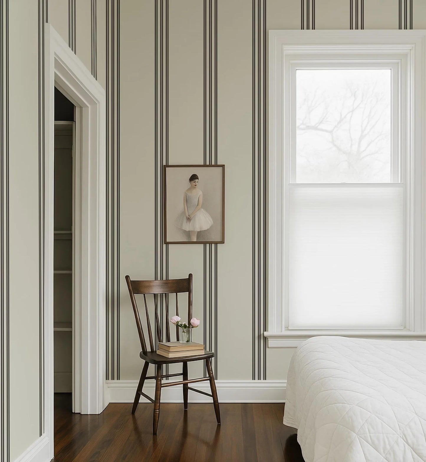 Mid Century Modern Stripe Peel & Stick Wallpaper,Or Tradition, Black and Ivory Classical Wallpaper,Elegant Line Wall Hanging,