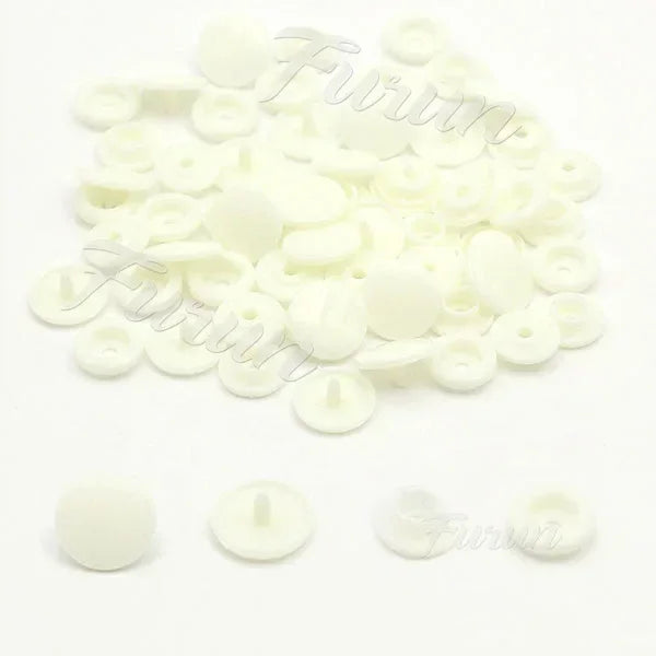 100sets Multiple Colors Plastic Snap Buttons Round Press Stud Fasteners for Baby Clothes Garment Accessories DIY Craft 20Colo