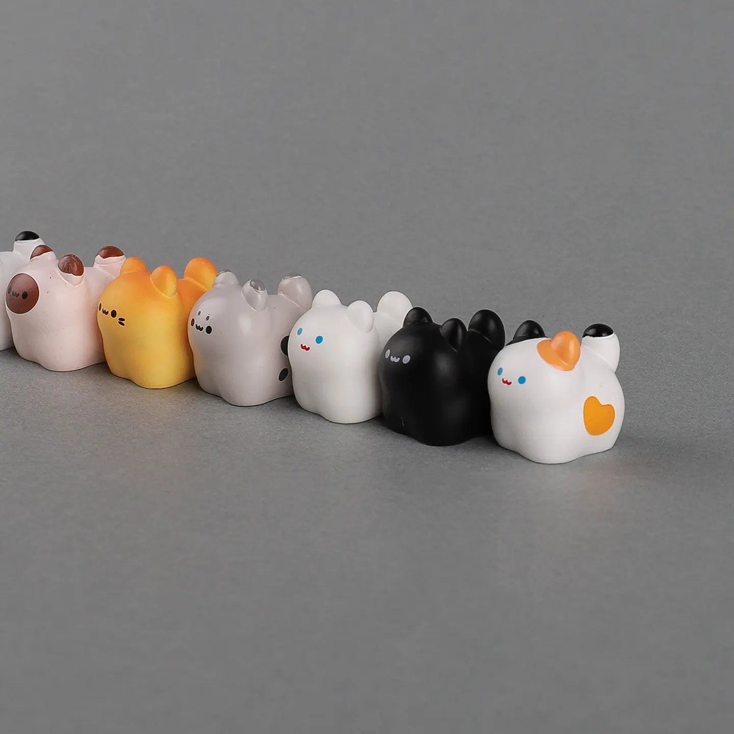 Cartoon Cat Figurines Miniatures Cute DIY Handicraft Mini Cat Ornament Resin Crafts Kitten Statue Micro Landscape Ornaments
