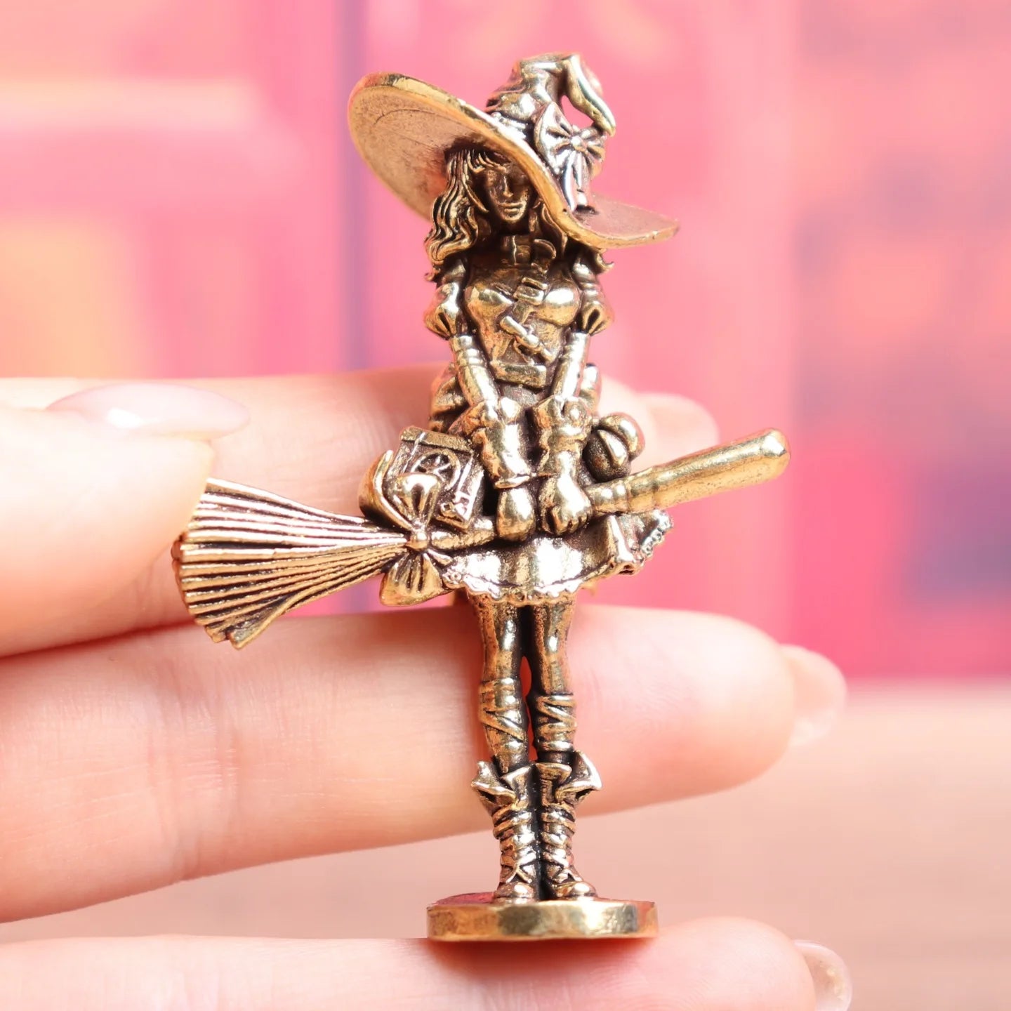 Figure Home Decor Broom Loli Broom Witch Princess Retro Decorative Desktop Artifacts and Ornaments