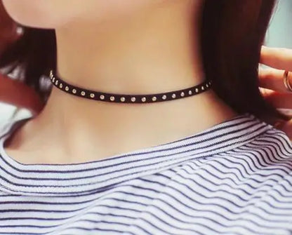 Cute Fashion Bohemian Personality Rivets Hot Nail Fender Necklace Collar Statement Necklace Choker Necklace Gargantilha Colla