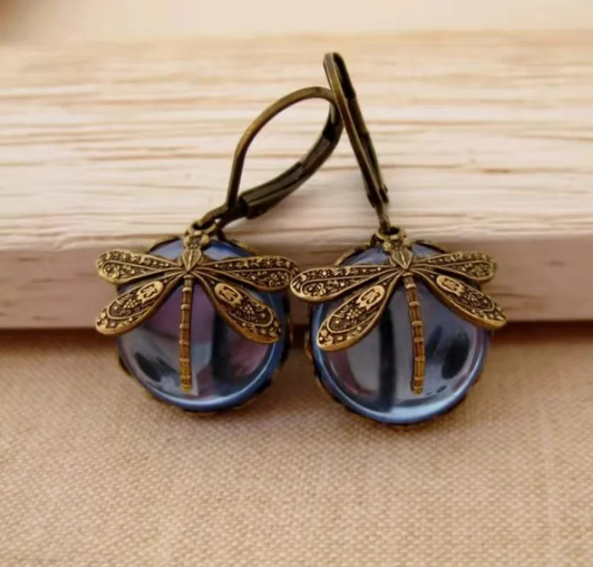 Vintage Bronze Dragonfly Earrings Fashion Gold Color Metal Carving Pattern Inlaid Moonstone Drop Earrings for Women Jewelry -