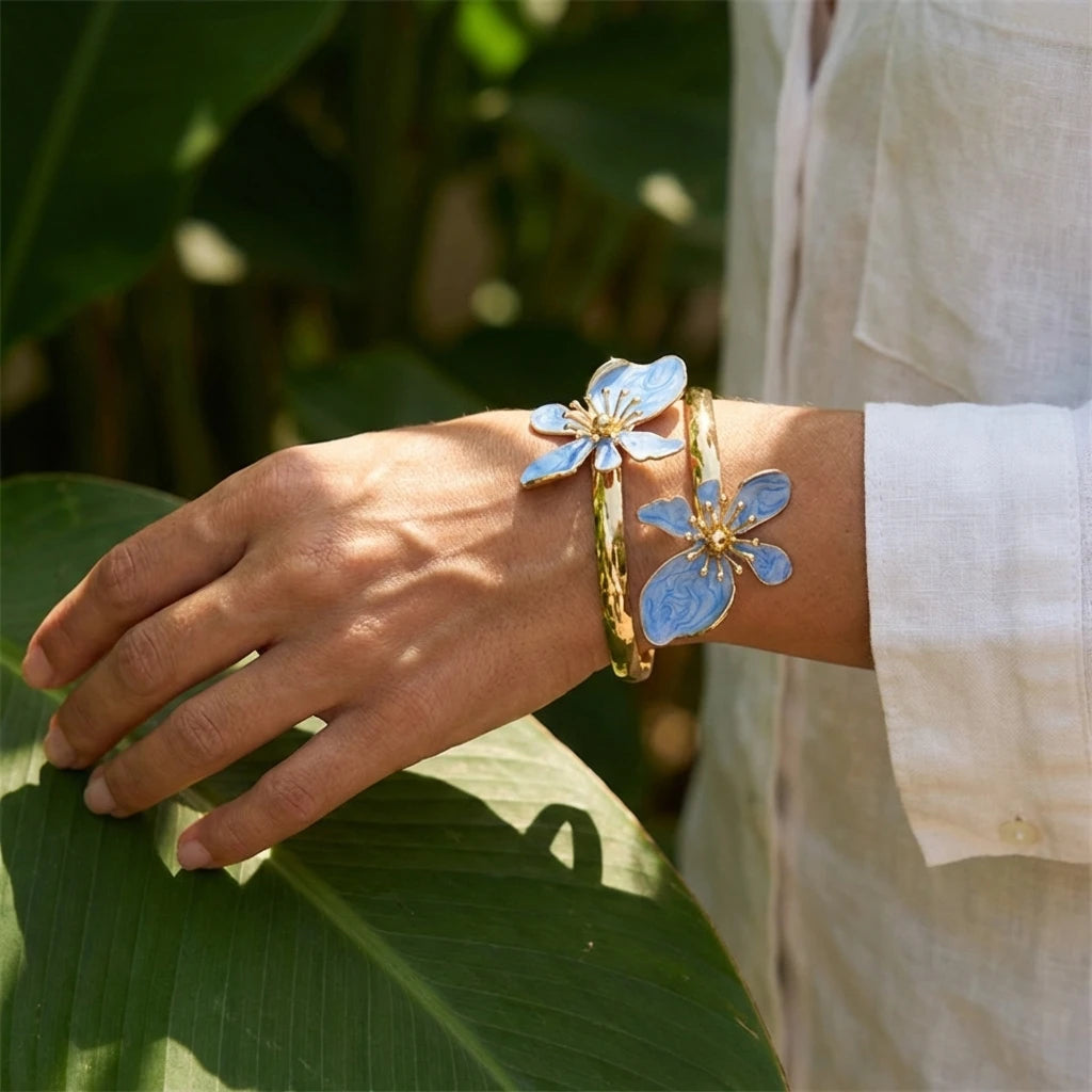 Elegant Enamel Flower Open Cuff Bracelet For Women Gold Plated Metal Pink White Blue Floral Bangles Beach Party Vacation Jewe