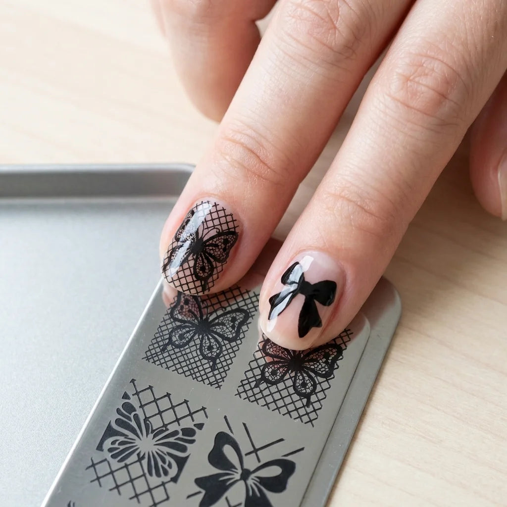 Striped Background Pattern Nail Stamping Plate DIY Template Stencil Manicure Nail Art Tool