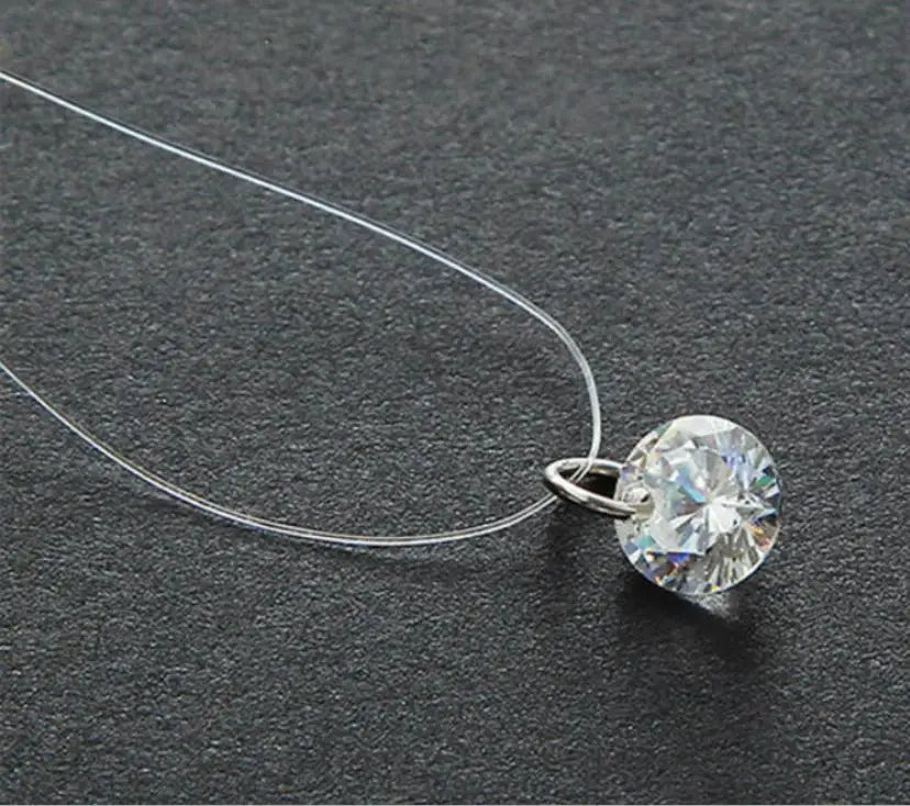 Fashion Shiny Crystal Necklace Zircon Pendant Transparent Fishing Line Invisible Ladies Necklace Jewelry Clavicle Chain Chock