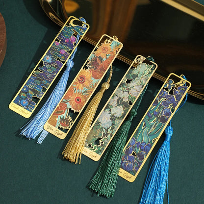 1 pc Retro Floral Painting Metal Bookmark Hollow Bronzing Bookmark With Tassel For Book Club Reader Writers Book Lovers Stude