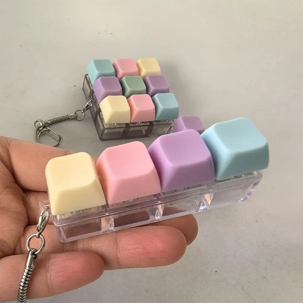 1/4/5/9 Button Keyboard Fidget Clicker Mechanical Keyboard Fidget Keychain For Gifts To Pass The Boring Time (Without LED Lig