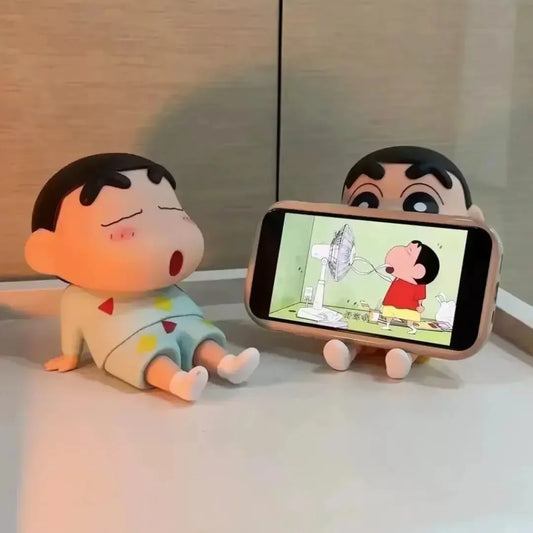 Cute New Crayon Figure Anime Phone Holder&& Cartoon Figure Desktop Ornaments Cute Doll Support&& for Watching TV Decorations&