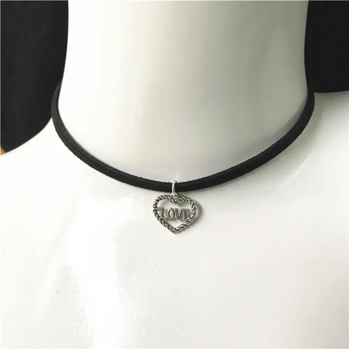 90's Inspired Gothic Lolita Punk Choker Necklace Black Velvet Suede Steampunk Torques Jewelry Statement Colar Christmas Gift 