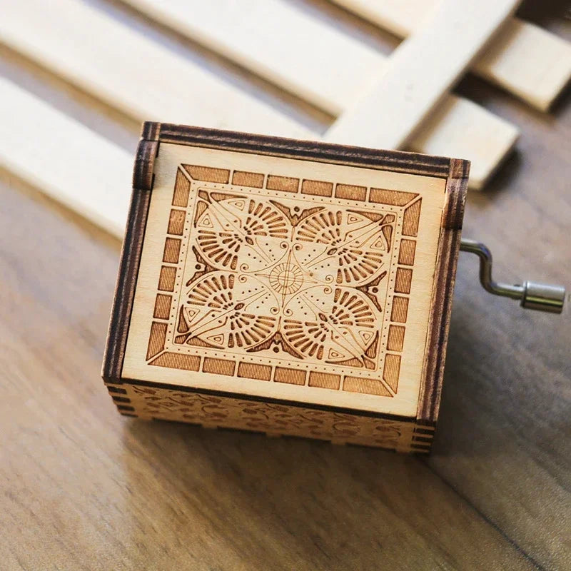 Stars Wars Anime Theme Wooden Hand-cranked Octave Creative Music Box Couple Wedding Friend Birthday Xmas Decora Gifts
