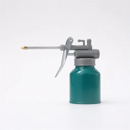 250ml Oil Can Spout Thumb Pump Oiler Oil Can Pot Lubrication Oil High Pressure Nozzle Pump Oiler Grease for Car Repair Tools