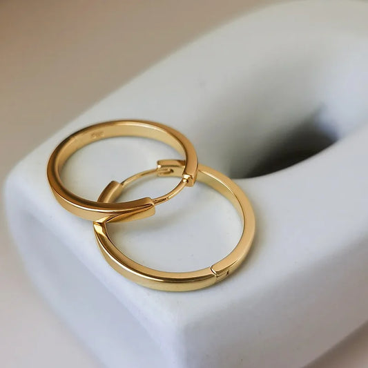New Fashion Classics Simple Big Round Hoop Earrings for Women Circle Girls Shiny Delicate Party Womens Jewelry 2023