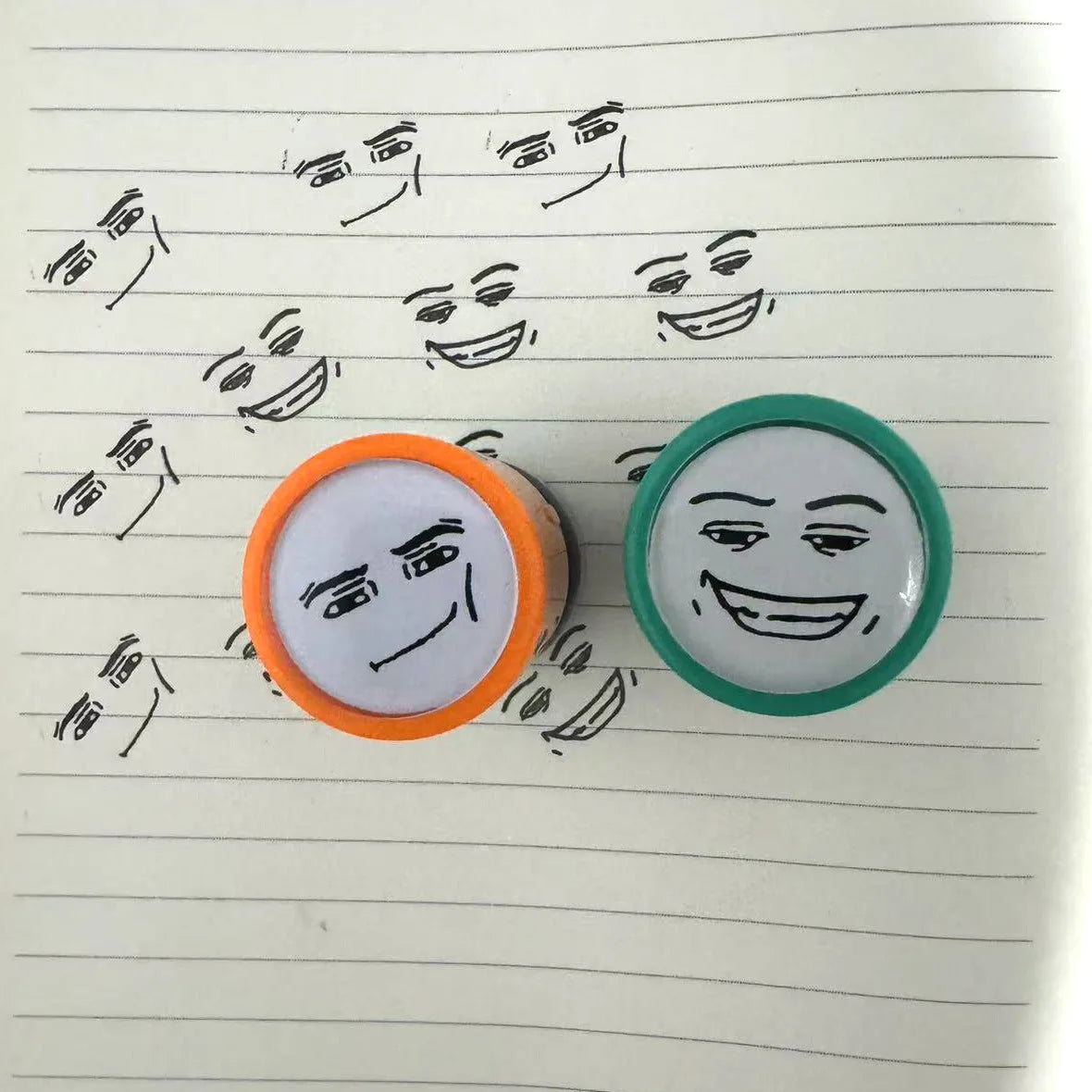 Subtle Quirky Funny Pressing-style Notebook Stamps Simple Smiling Face Seal For Exclusive Mark