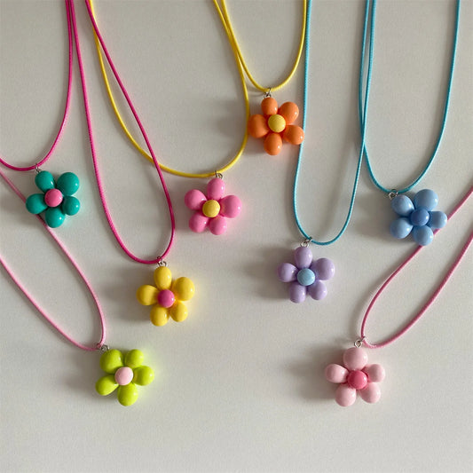 LATS Sweet Colorful Flower Pendant Necklace for Women Girl Floral Design Rope Chain Chokers Fashion Jewelry Gift
