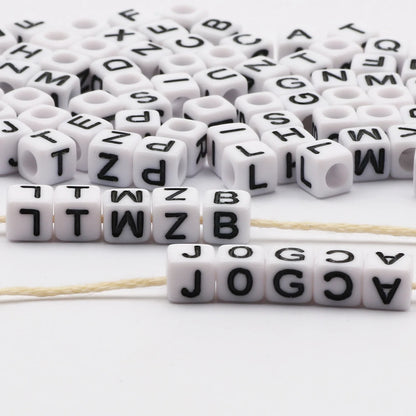 100-500pcs Square White and Black Mixed Letter Acrylic Beads Cube Loose Spacer Alphabet Beads For Jewelry Making Diy Accessor