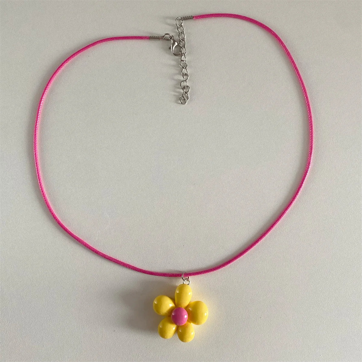 LATS Sweet Colorful Flower Pendant Necklace for Women Girl Floral Design Rope Chain Chokers Fashion Jewelry Gift
