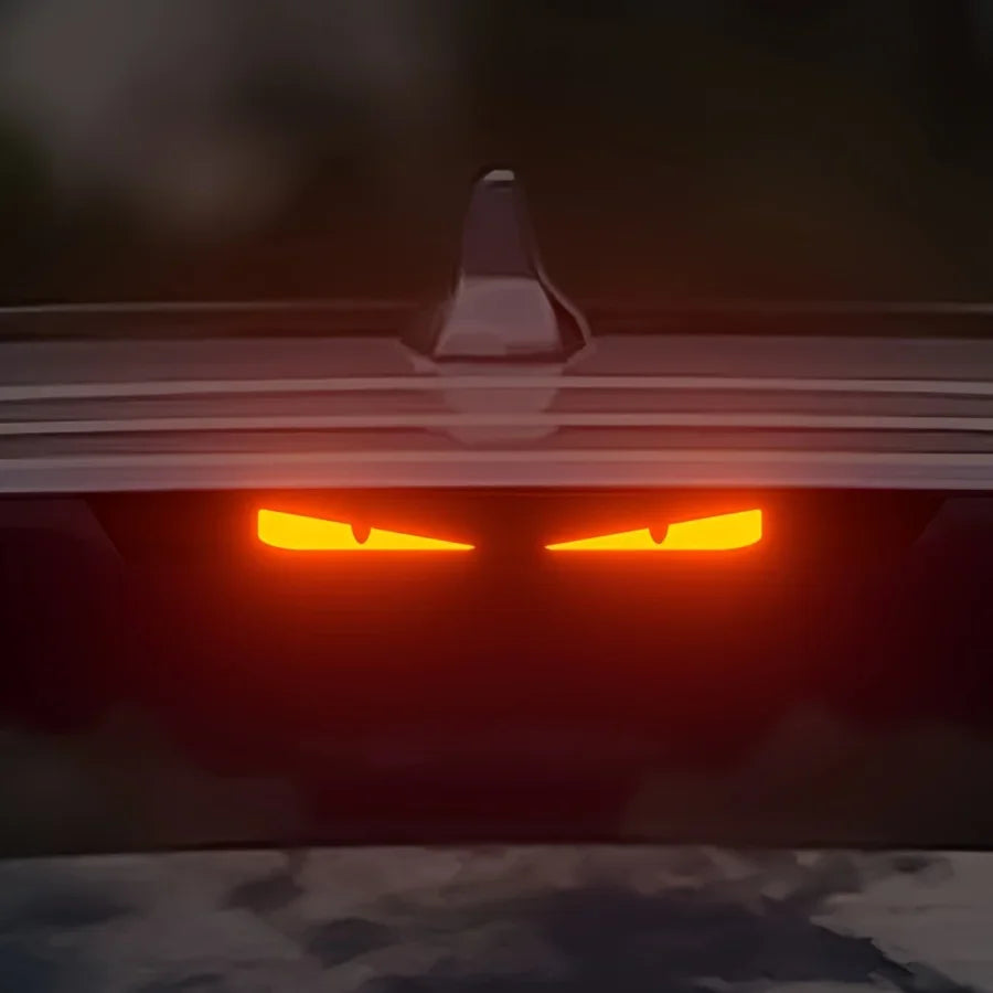Monster Eyes Car Rear Light Sticker - Cartoon Devil Eyes Tail Light Decal, Carbon Fiber Pattern, Transparent Night Projection