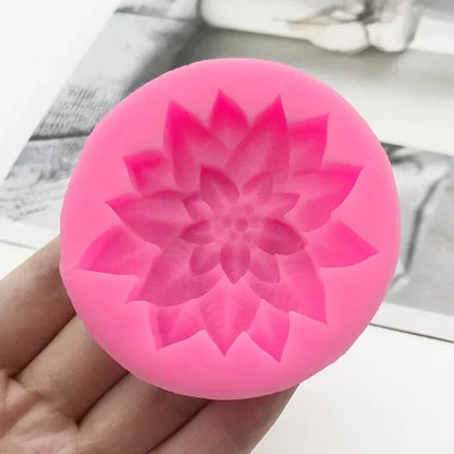 3D Holly Leaf Silicone Mold Cake Baking Christmas Decoration Chocolate Soap Red Fruit Flower Fondant Mould Kitchen Baking Too