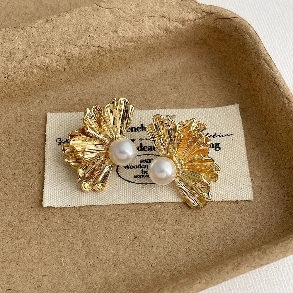 Vintage Geometry Irregular Eardrop Personality Asymmetry Dripping Oil Earrings for Women Fashion Daily Commuting Jewelry Gift