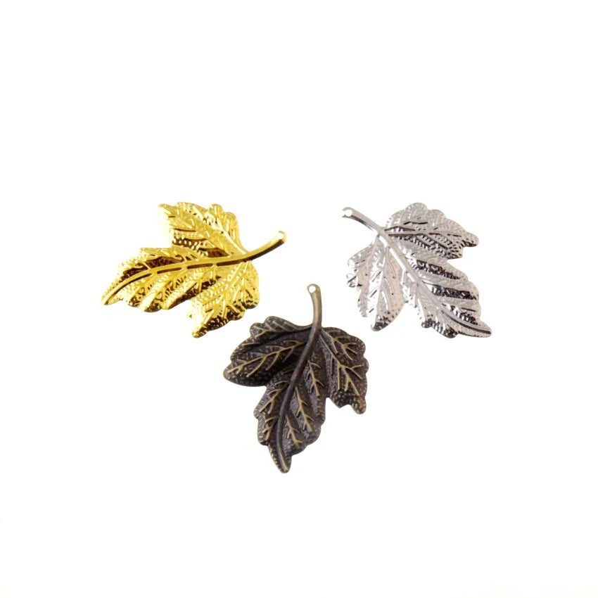 Retail 30Pcs Filigree Leaf Decoration DIY Wraps Connectors Embellishments Findings 43x31mm