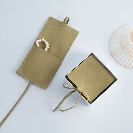 10pcs Velvet Jewelry Packaging Pouches Chic Wedding Favor Bags Cream Microfiber Cosmetic Bags Product Package Wedding Gift Ba