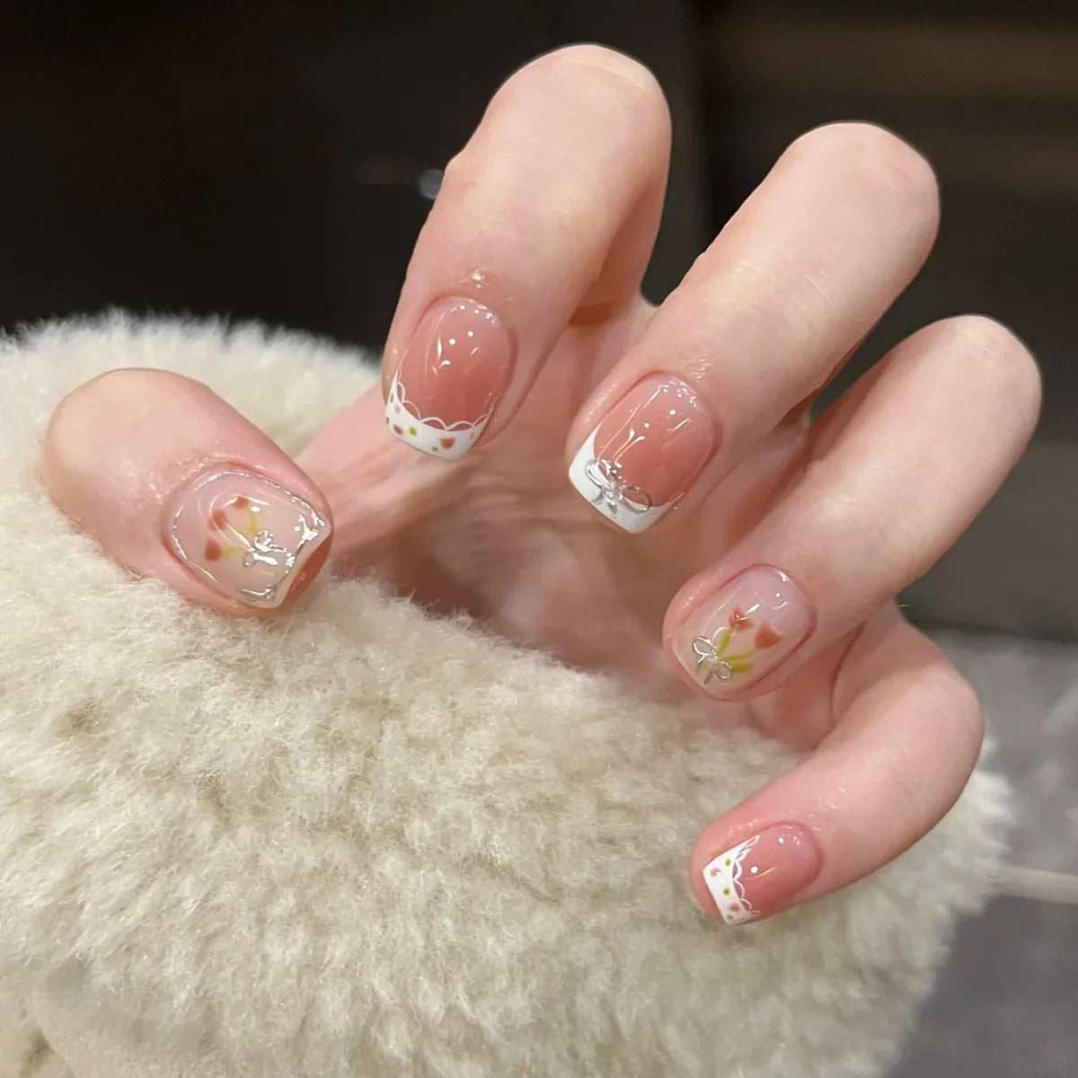 24pcs Detachable Short Press on Nails Y2k rhinestone False Nails with Glue Ballet Sweet Cool Girls Artificial False Nails Tip