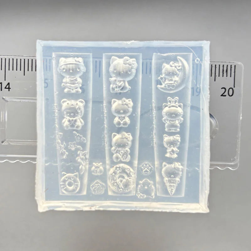 3D Silicone Nail Art Mold Cartoon Hello Kitty Rabbit Bear Relief Carving DIY Design Nails parts Charm Decorations Manicure To