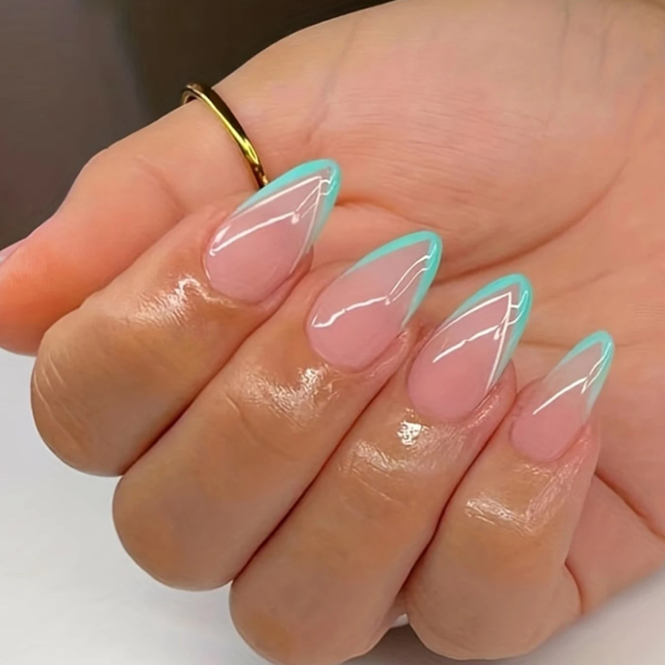 24PCS/ Almond Fake Nails Instantly Upgrade Your Look, Pink and White Set Off by Gold Lines, Simple and Generous, Suitable for