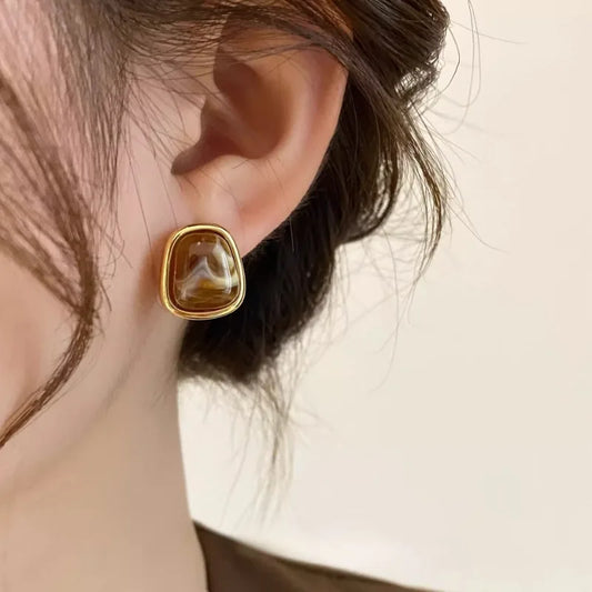 Vintage Coffee Color Square Resin Stud Earrings for Women Girls Fashion Metal Irregular Geometric Earrings Jewelry 2025 Trend