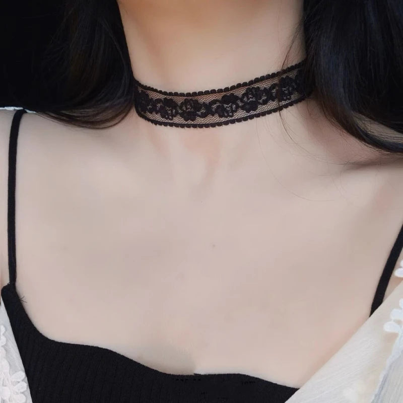 New Black White Sexy Lace Flower Necklace for Women Harajuku Gothic Short Choker Collar Necklace Party Female Neck Accessorie