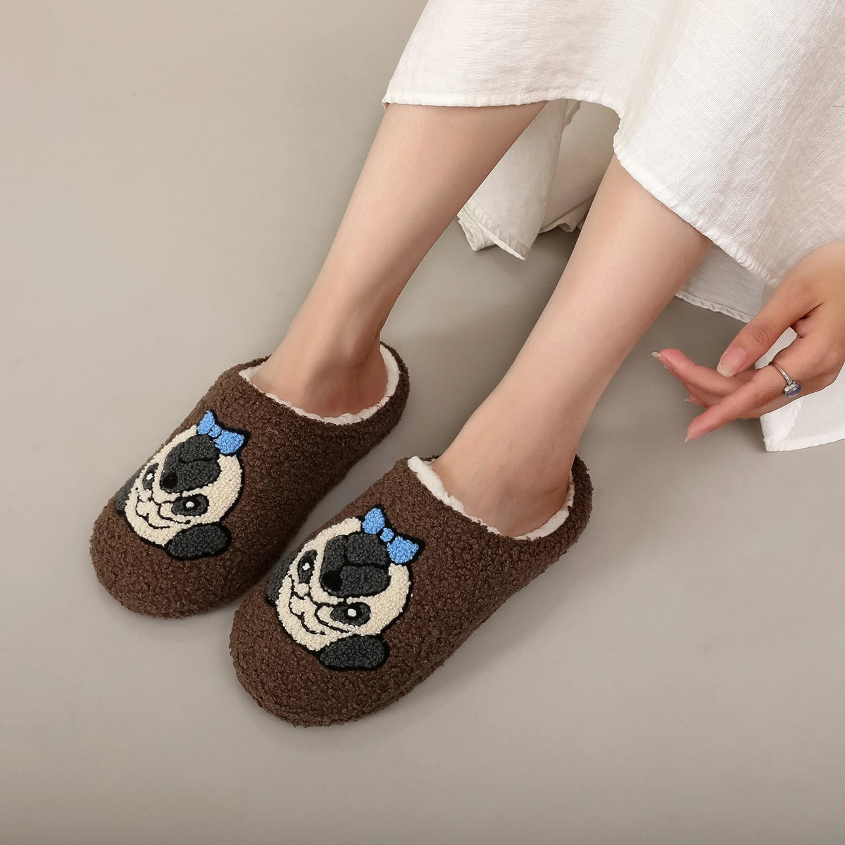Brown Plush Capybara Slippers, Furry Indoor Slippers, Soft Non-Slip Home Slippers, Cozy Warm Slippers for Men and Women, Cute