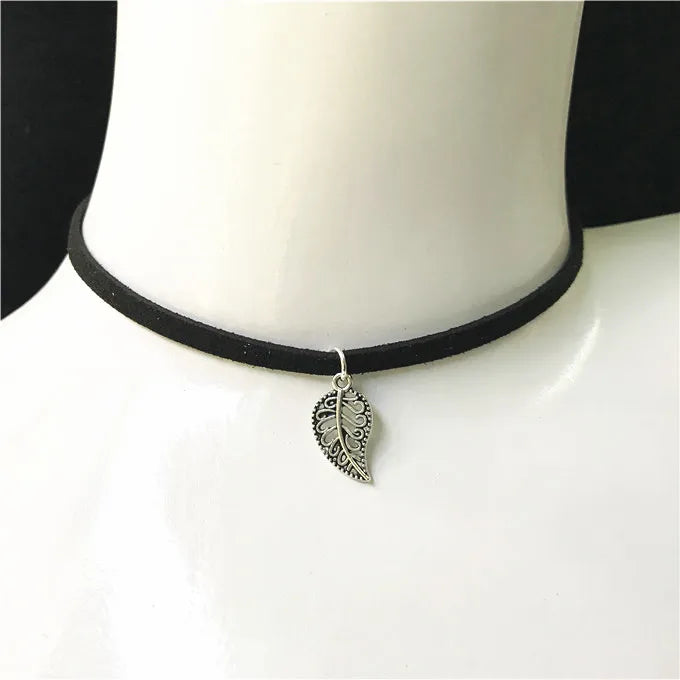 90's Inspired Gothic Lolita Punk Choker Necklace Black Velvet Suede Steampunk Torques Jewelry Statement Colar Christmas Gift 