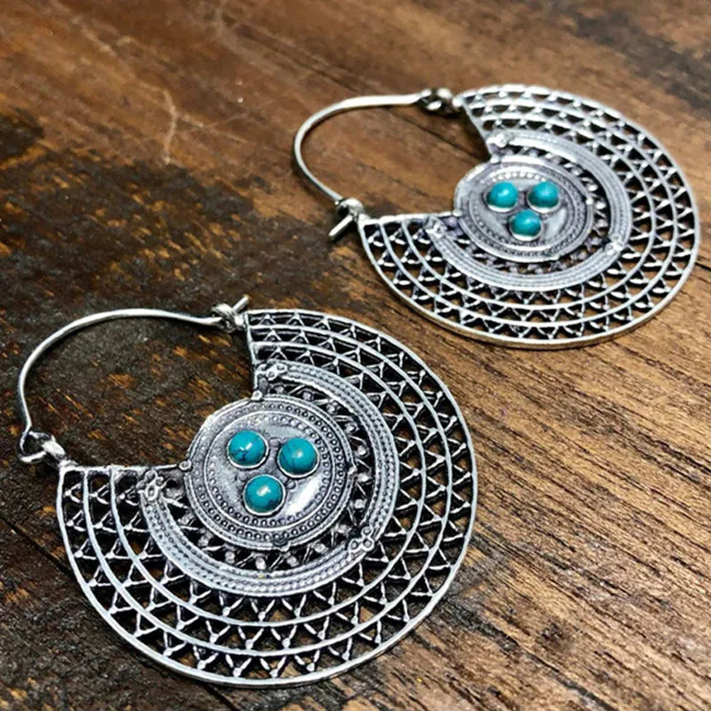 Vintage Bronze Dragonfly Earrings Fashion Gold Color Metal Carving Pattern Inlaid Moonstone Drop Earrings for Women Jewelry -
