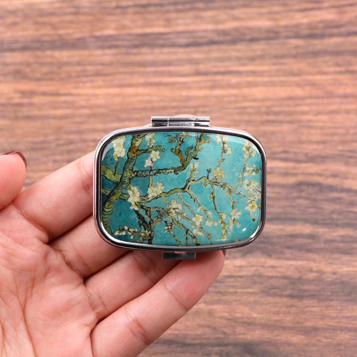 Van Gogh Art Mini Pill Box 2-Compartment Medicine Pill Organizer Household Portable Medicine Storage Box Travel Jwelery Gift 