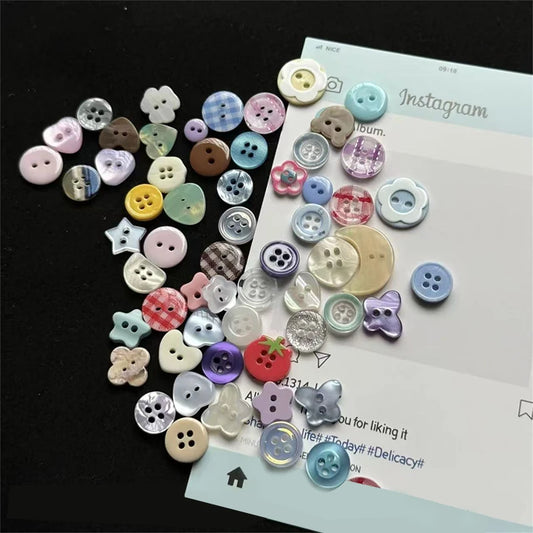 40PCS Cream Color Button Blind Box Mixed Style-Ins Wind Decor for Hand AccountDIY Doll Clothes Accessories Beaded Jewelry Mak