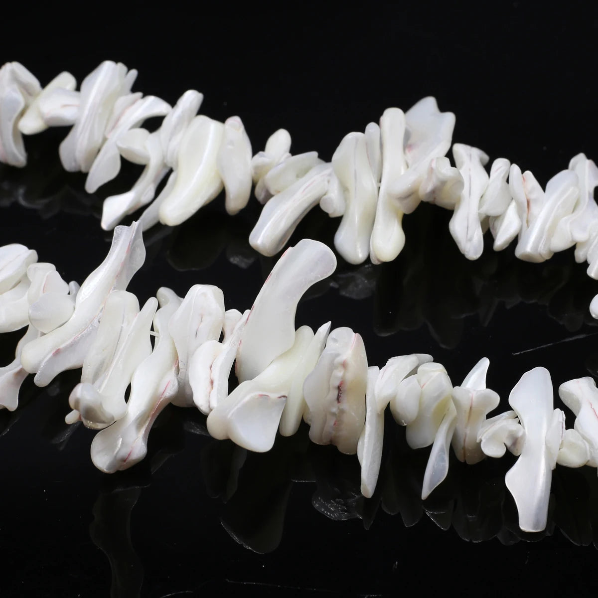 Natural Freshwater Shell Beading 18-25mm Irregular White Shell Loose Beads for Jewelry Making DIY Necklaces Bracelet Accessor
