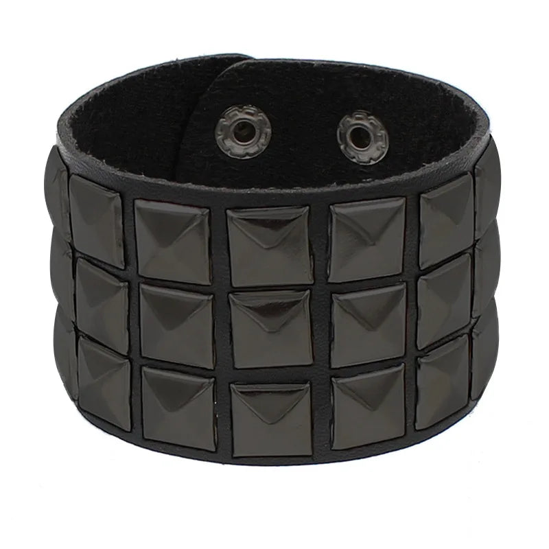 2023 New Gothic Punk PU Leather Bracelet 3 Row Cuspidal Spikes Rivet Chains Bracelet For Women Men' Friends Jewelry