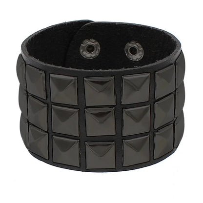 2023 New Gothic Punk PU Leather Bracelet 3 Row Cuspidal Spikes Rivet Chains Bracelet For Women Men' Friends Jewelry
