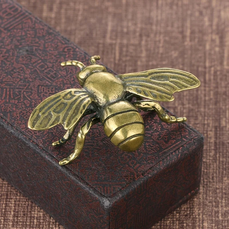 1pc Solid Brass Bee Statue Ornaments, Creative Antique TeaPot Statue Craft, Copperware Study Office Decor, Gifts Crafts Colle