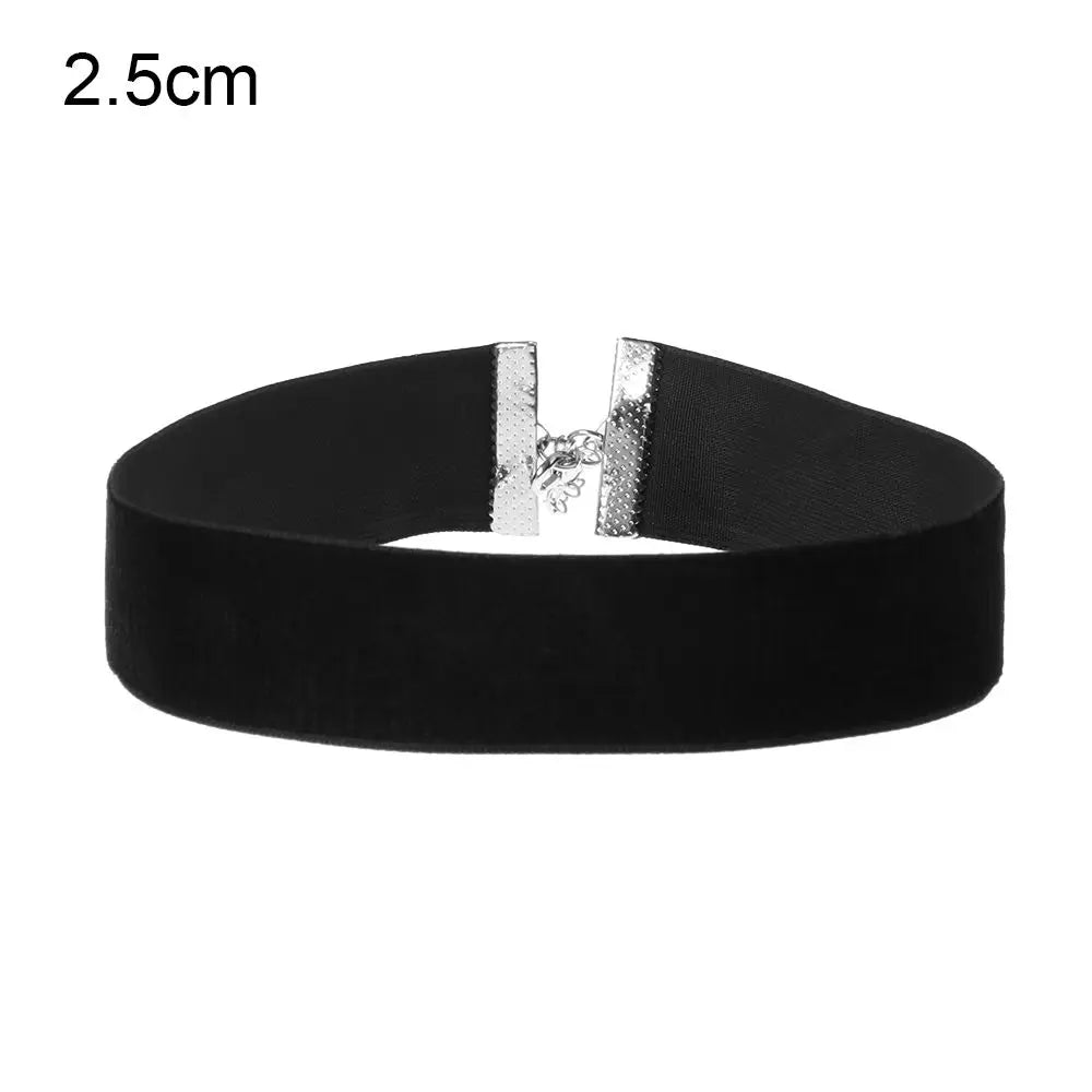 Adjustable Elegant Classic Vintage Velvet Choker Gothic Black Ribbon Necklace