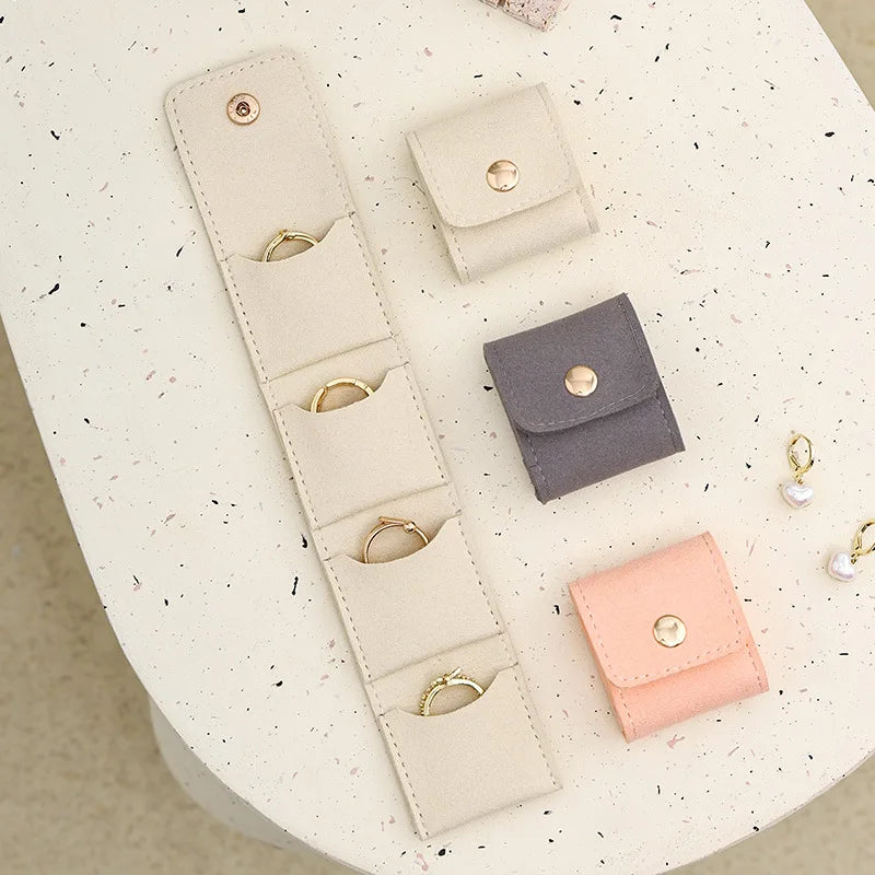 Fashion Velvet Jewelry Display Bag Container Foldable Necklace Ring Packing Bag Storage Case Earrings Organizer Jewelry Packi